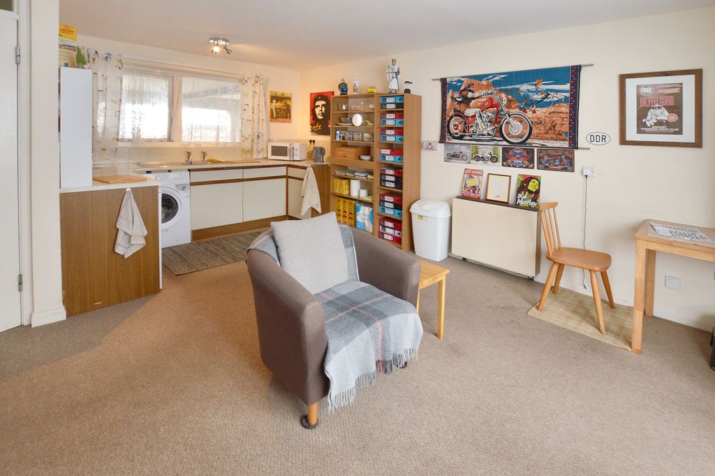 Additional image 3 of 1 bed flat for saleNorthgate Court, Louth LN11