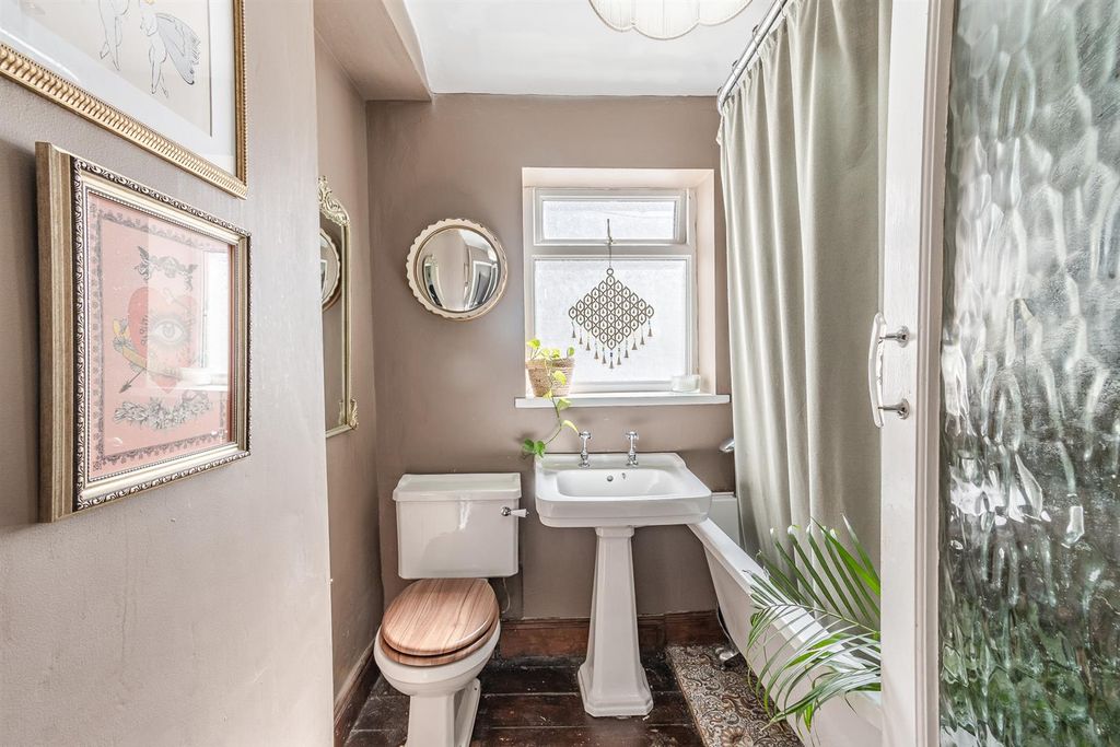 Additional image 14 of 4 bed terraced house for saleCastleland Street, Barry CF63