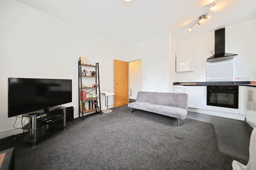Additional image 6 of 2 bed flat for saleBlackwell Street, Kidderminster DY10