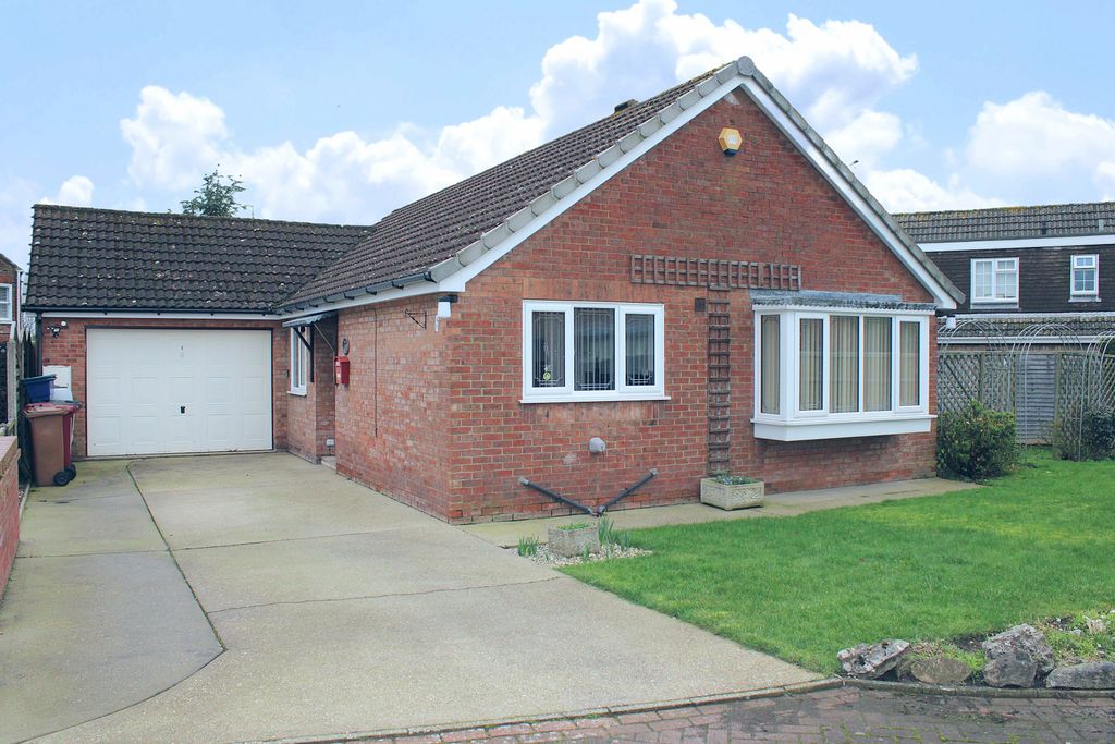 3 bed bungalow for saleBakersfield, Wrawby DN20
