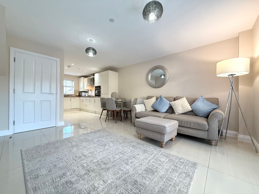 Additional image 3 of 4 bed semi-detached house for saleY Dolydd, Cwmdare, Aberdare CF44