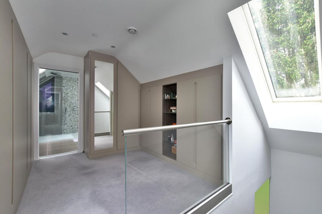 Additional image 19 of 4 bed detached house for saleAdrian Road, Abbots Langley WD5