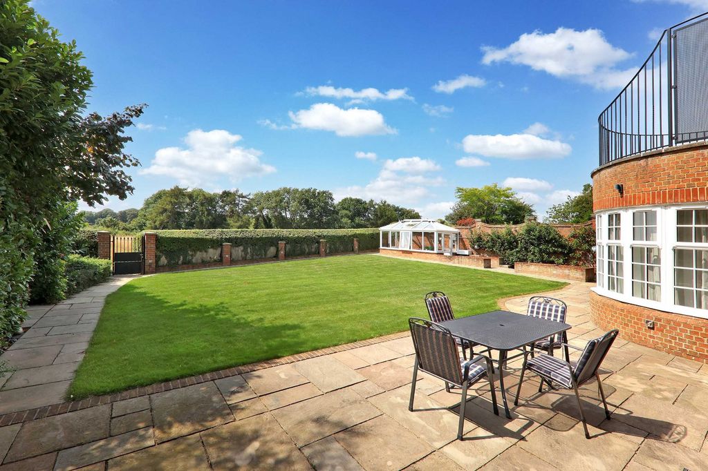 Additional image 13 of 6 bed detached house for salePriests Paddock, Knotty Green, Beaconsfield, Buckinghamshire HP9