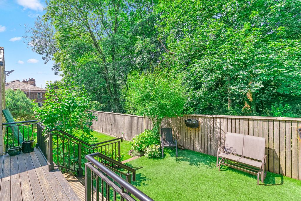 Additional image 33 of 4 bed detached house for salePark Drive, Bingley, West Yorkshire BD16