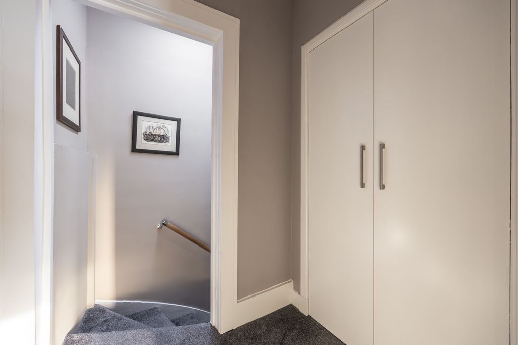 Additional image 20 of 3 bed mews for sale25 Dewar Place Lane, Edinburgh EH3