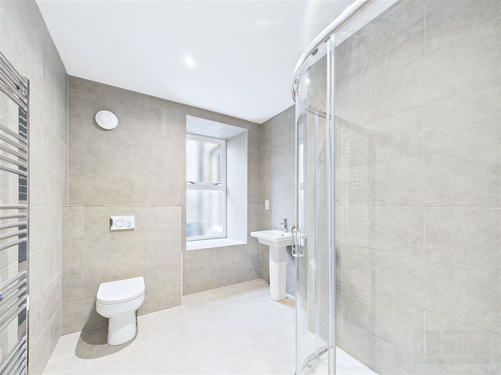 Additional image 2 of 2 bed flat for saleGarden Apartment 1, Stonefield House, The Square, Grantown On Spey PH26