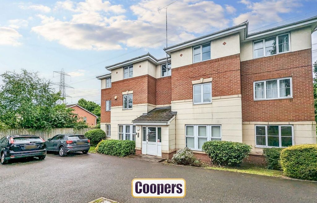 2 bed flat for saleTowpath Close, Longford CV6