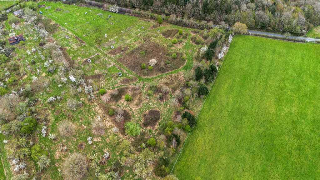 Additional image 4 of Land for saleWadborough, Worcester WR8