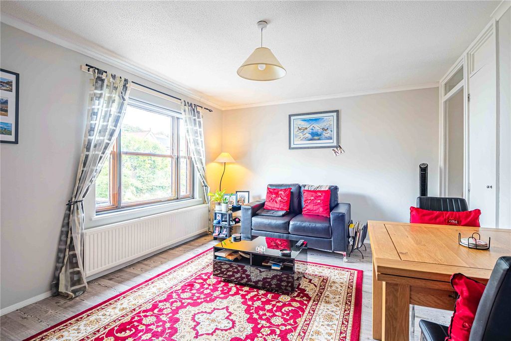 Additional image 3 of 2 bed maisonette for saleBridge Street, Berkhamsted, Hertfordshire HP4