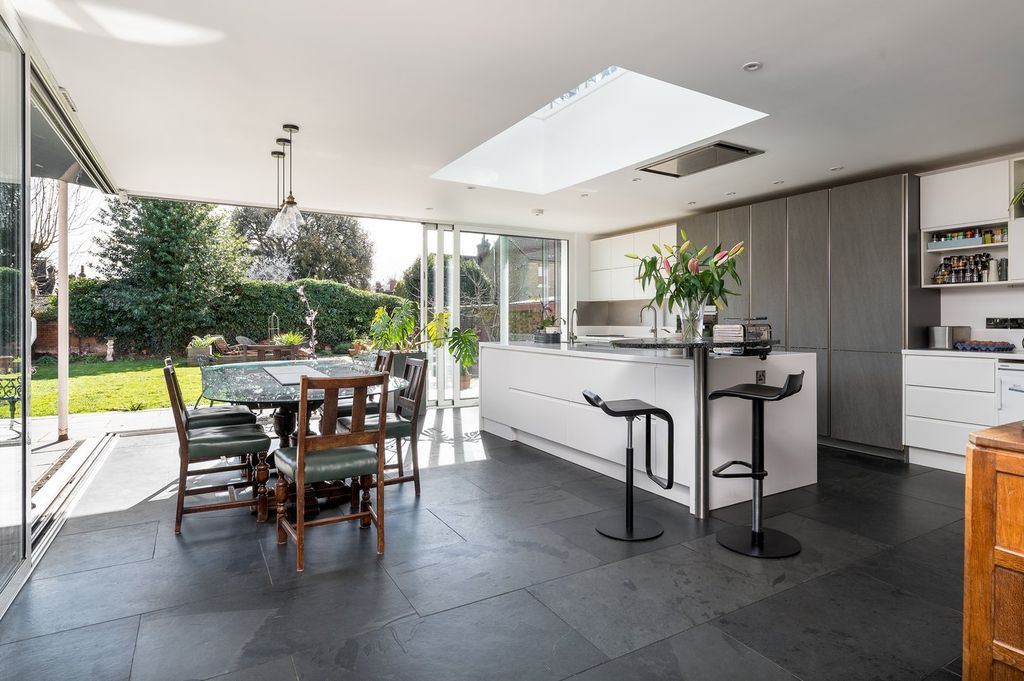 Additional image 3 of 7 bed detached house for saleGoldington Road, Bedford MK40