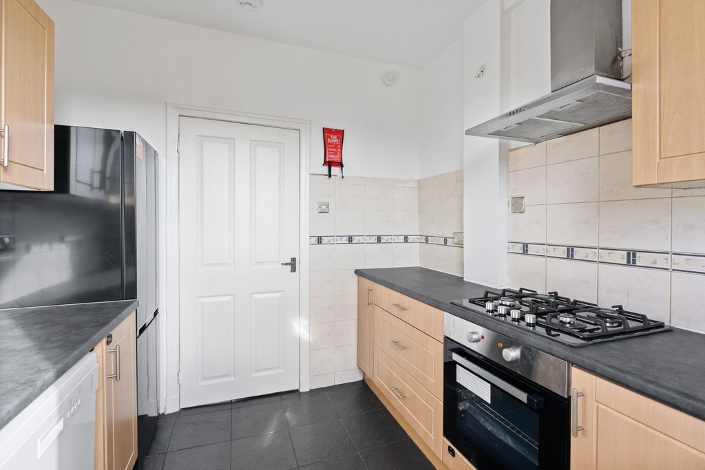 Additional image 5 of 2 bed flat for sale41 Parkhead Avenue, Edinburgh EH11