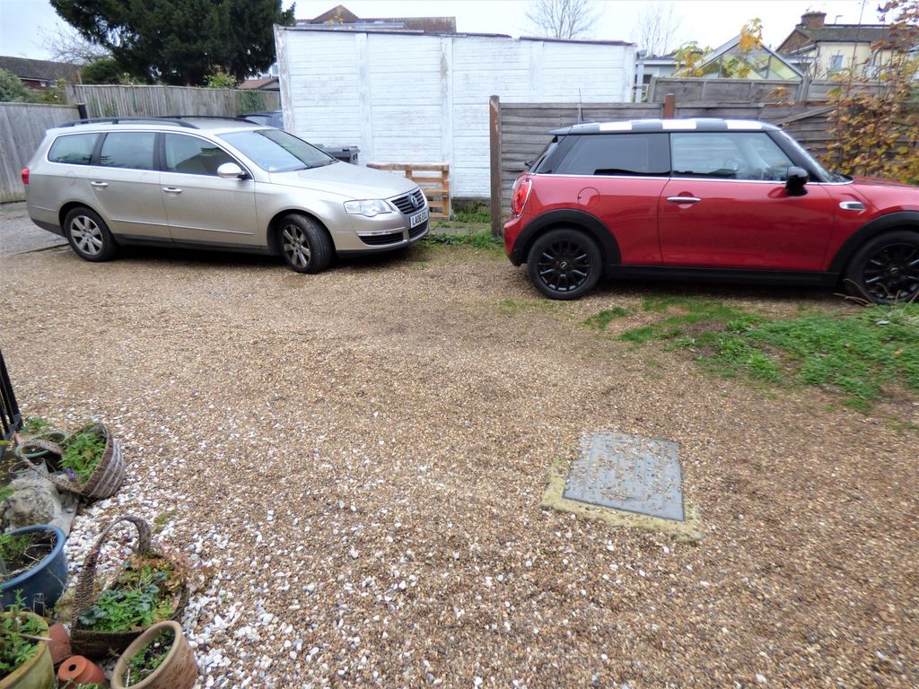 Additional image 10 of 2 bed maisonette for saleRectory Lane, Ashtead KT21