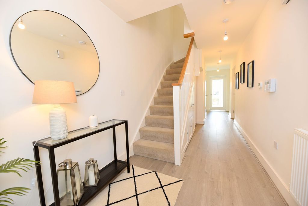 Additional image 12 of 4 bed semi-detached house for saleWharf Mews, Biggleswade SG18