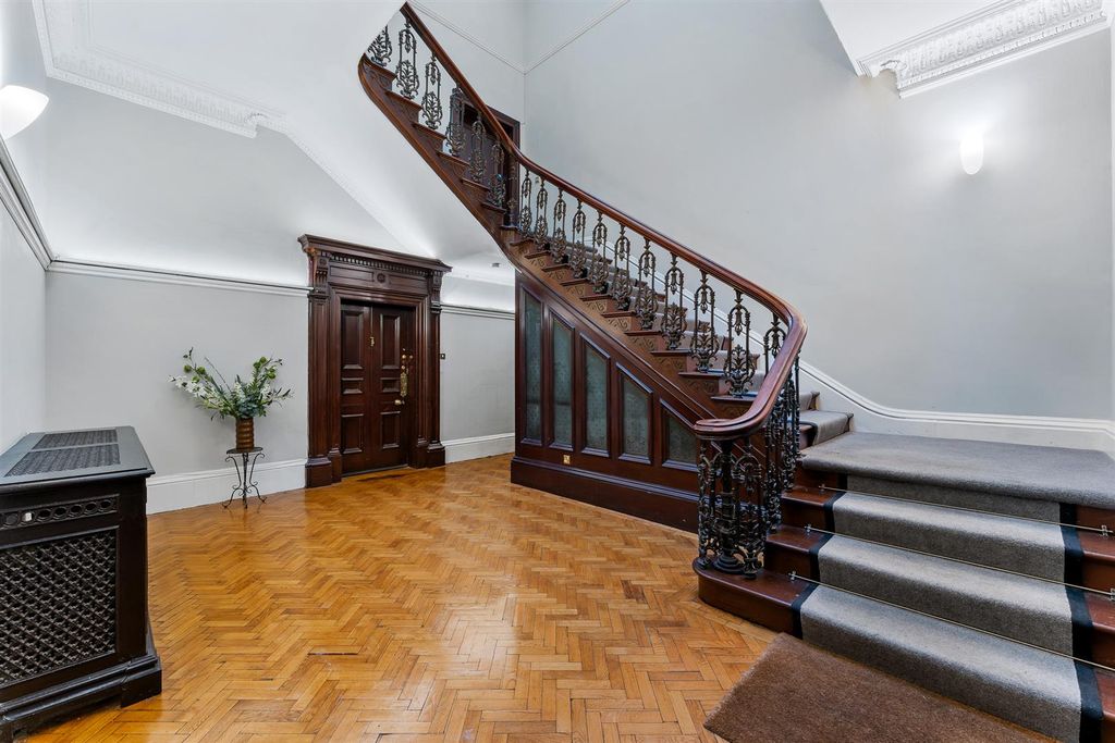 Additional image 6 of 3 bed flat for saleSt. Margarets Road, Altrincham WA14