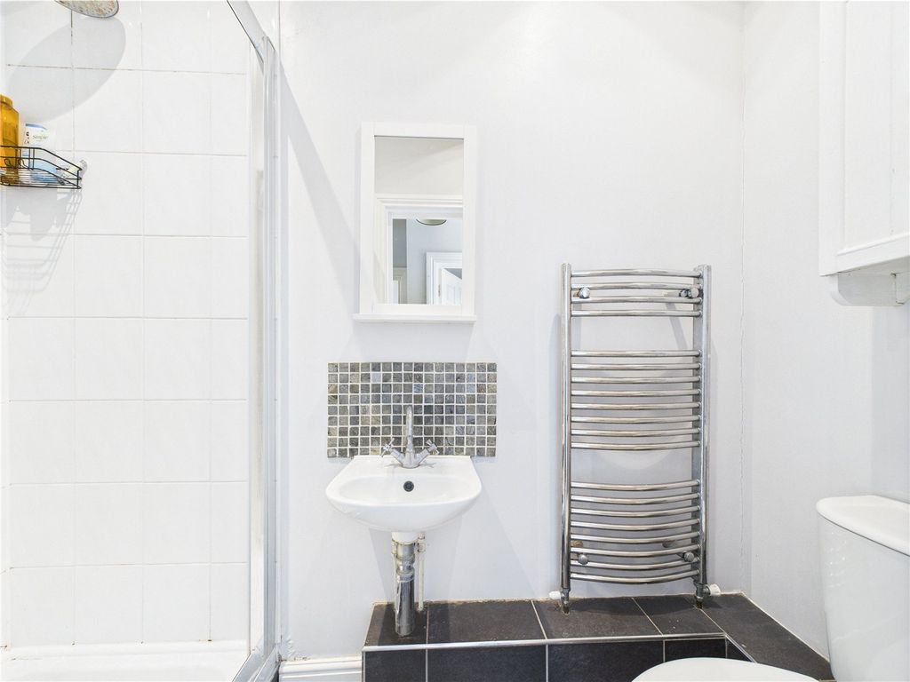 Additional image 12 of 3 bed flat for saleAsh Road, Aldershot, Hampshire GU12