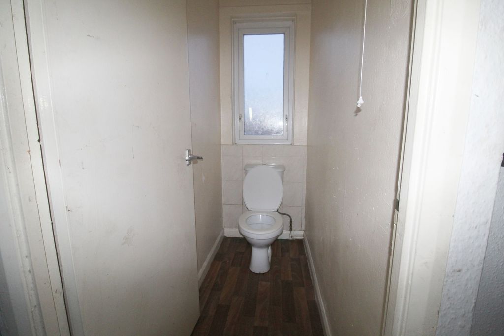 Additional image 5 of 2 bed flat for saleDebdon Road, Ashington NE63