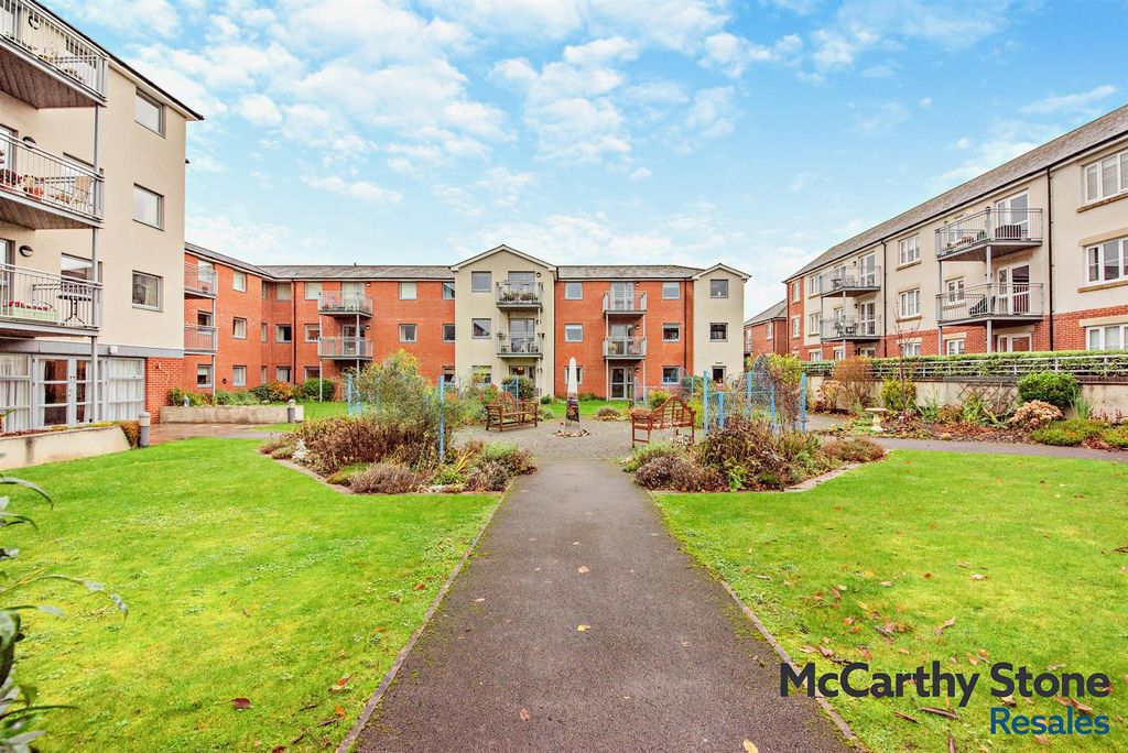 Additional image 24 of 2 bed flat for saleLady Susan Court, New Road, Basingstoke RG21