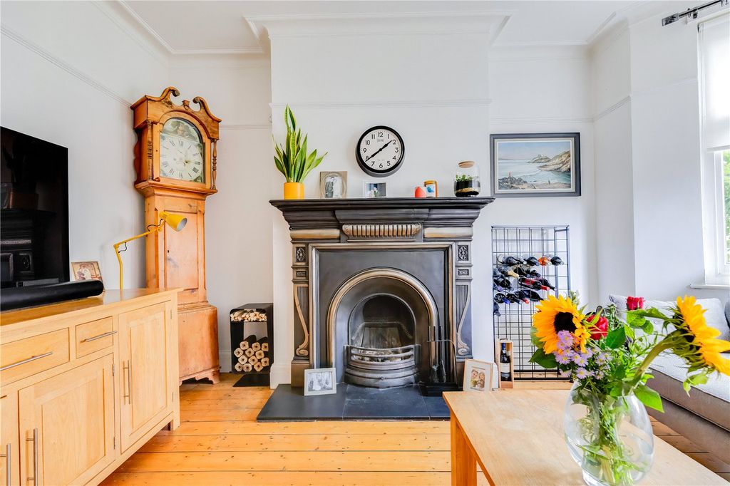 Additional image 6 of 4 bed semi-detached house for saleDorchester Avenue, Penylan, Cardiff CF23