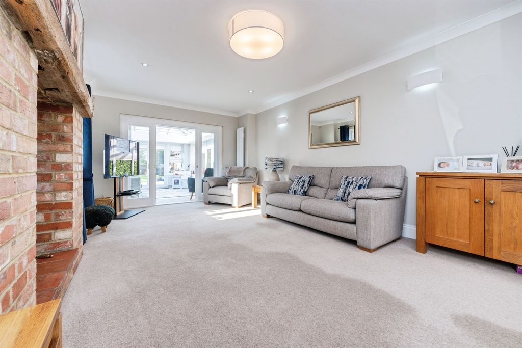 Additional image 3 of 4 bed detached house for saleMarroway, Weston Turville, Aylesbury HP22