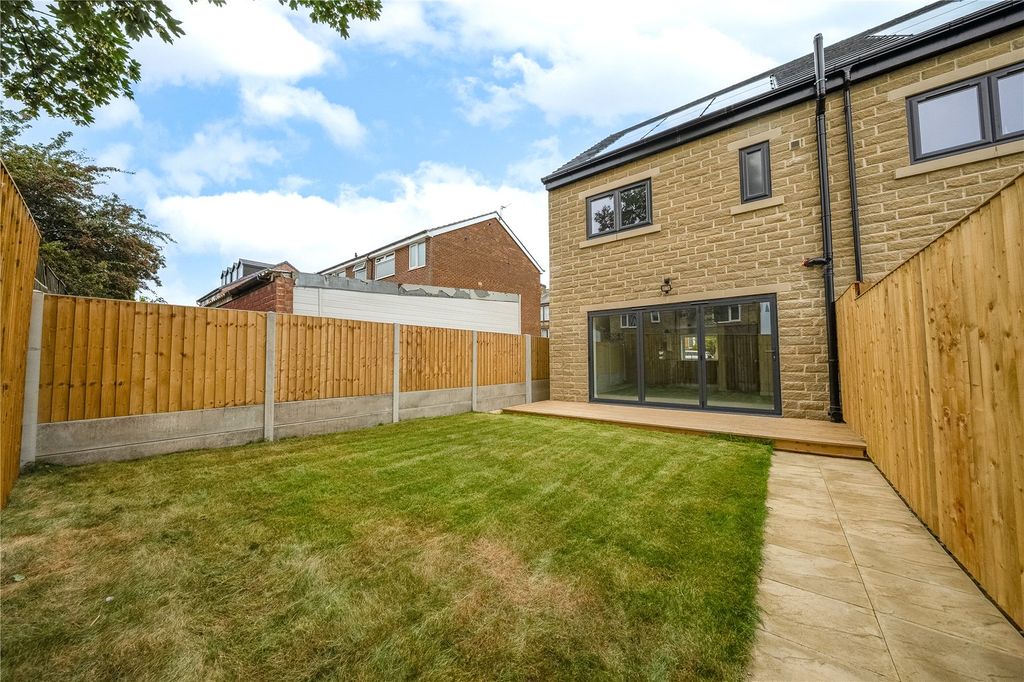 Additional image 21 of 3 bed detached house for salePlot 1, Belle Vue Street, Batley, West Yorkshire WF17