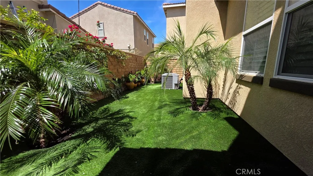 7155 Citrus Ave Unit 222, Fontana, CA 92336