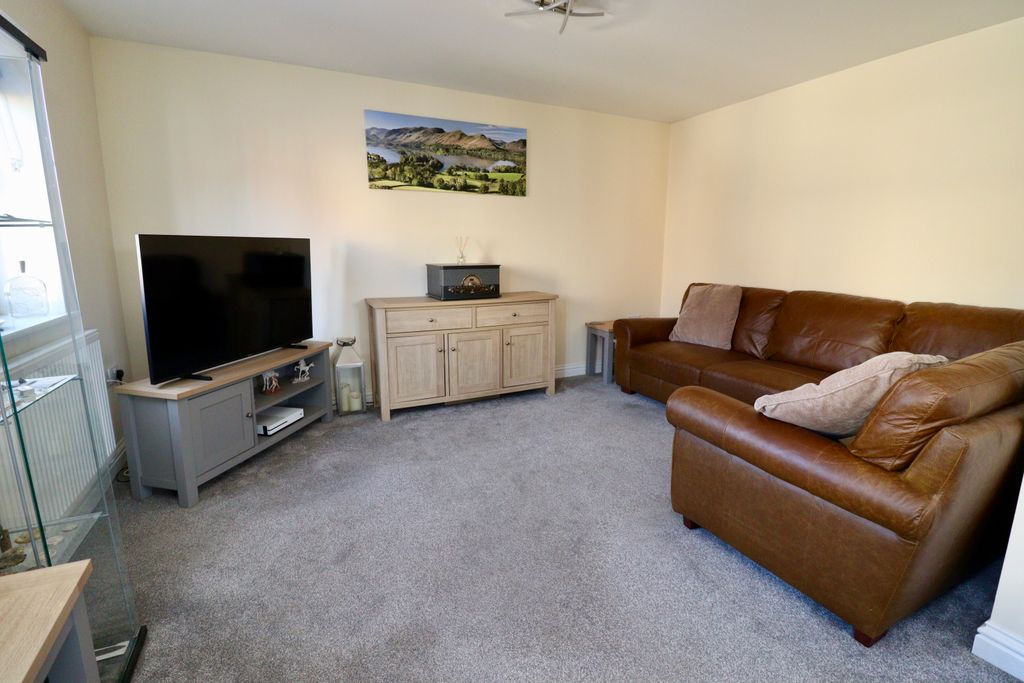 Additional image 2 of 2 bed maisonette for saleWesley Court, Market Rasen LN8