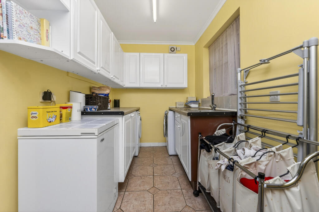Additional image 11 of Batsford Close, Redditch, B98