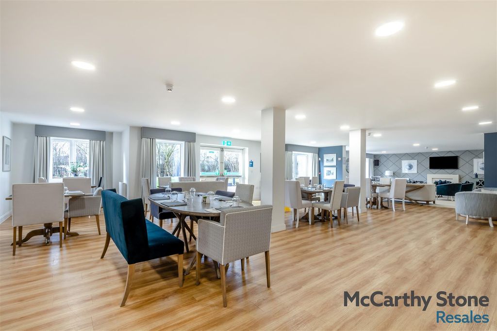 Additional image 26 of 2 bed flat for saleOakhill Place, High View, Bedford, Bedfordshire MK41