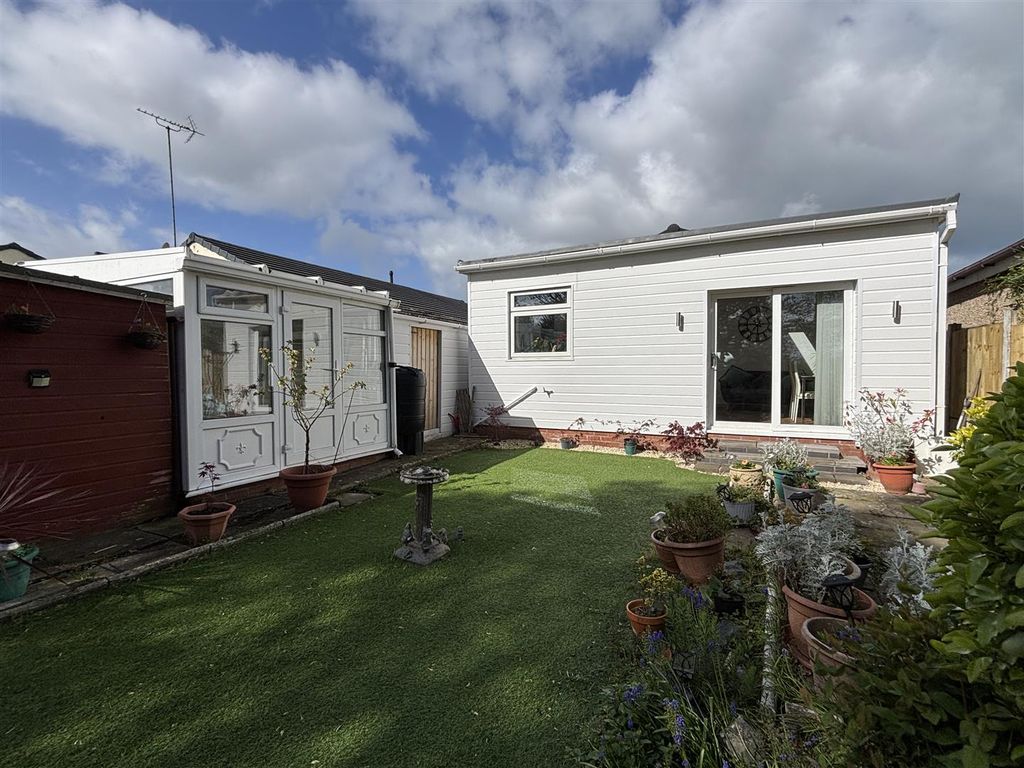 Additional image 21 of 2 bed detached bungalow for saleSunningdale, Abergele LL22