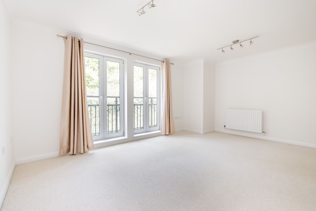 Additional image 5 of 2 bed flat for saleWhielden Street, Amersham HP7