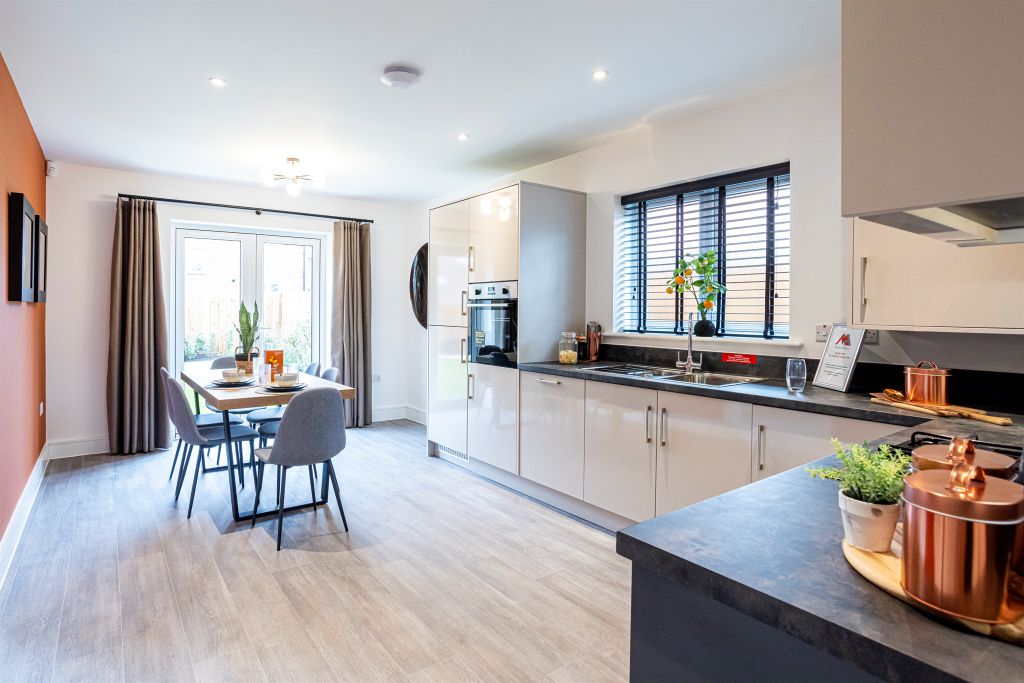 Additional image 2 of 4 bed detached house for saleBuckenham Road, Attleborough NR17