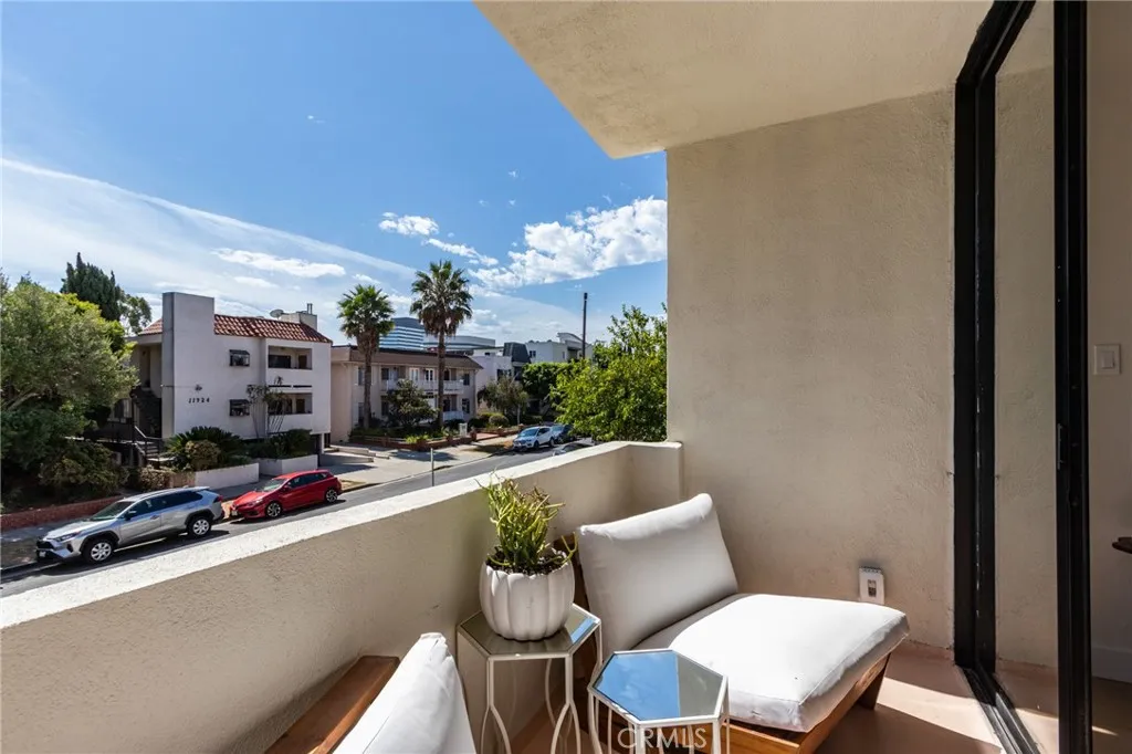 Additional image 36 of 11919 Mayfield Ave Unit 2, Los Angeles, CA 90049