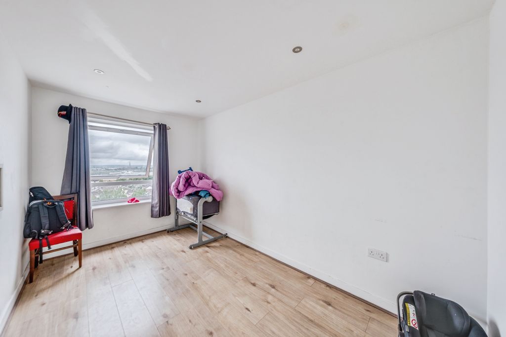 Additional image 15 of 2 bed flat for saleMorris Drive, Belvedere DA17