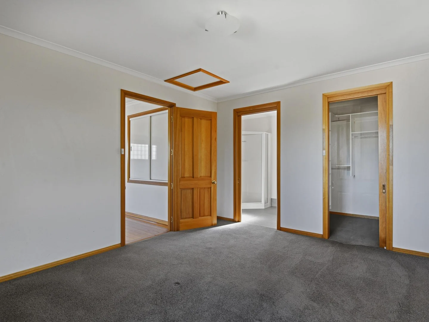 Additional image 12 of 2/91 Gordons Hill Road, Lindisfarne TAS 7015
