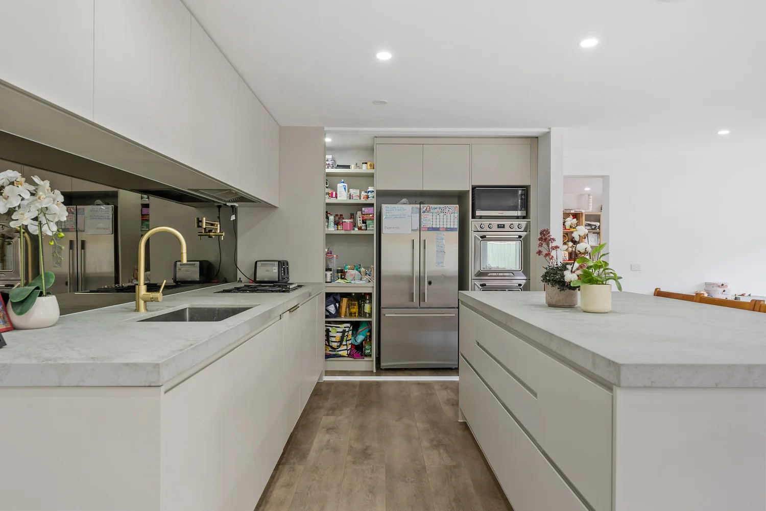 14 The Crest, Hillside VIC 3037 photo 4