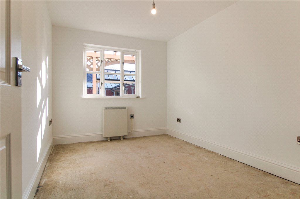 2 bed flat for saleCarleton Road, Skipton, North Yorkshire BD23 photo 4