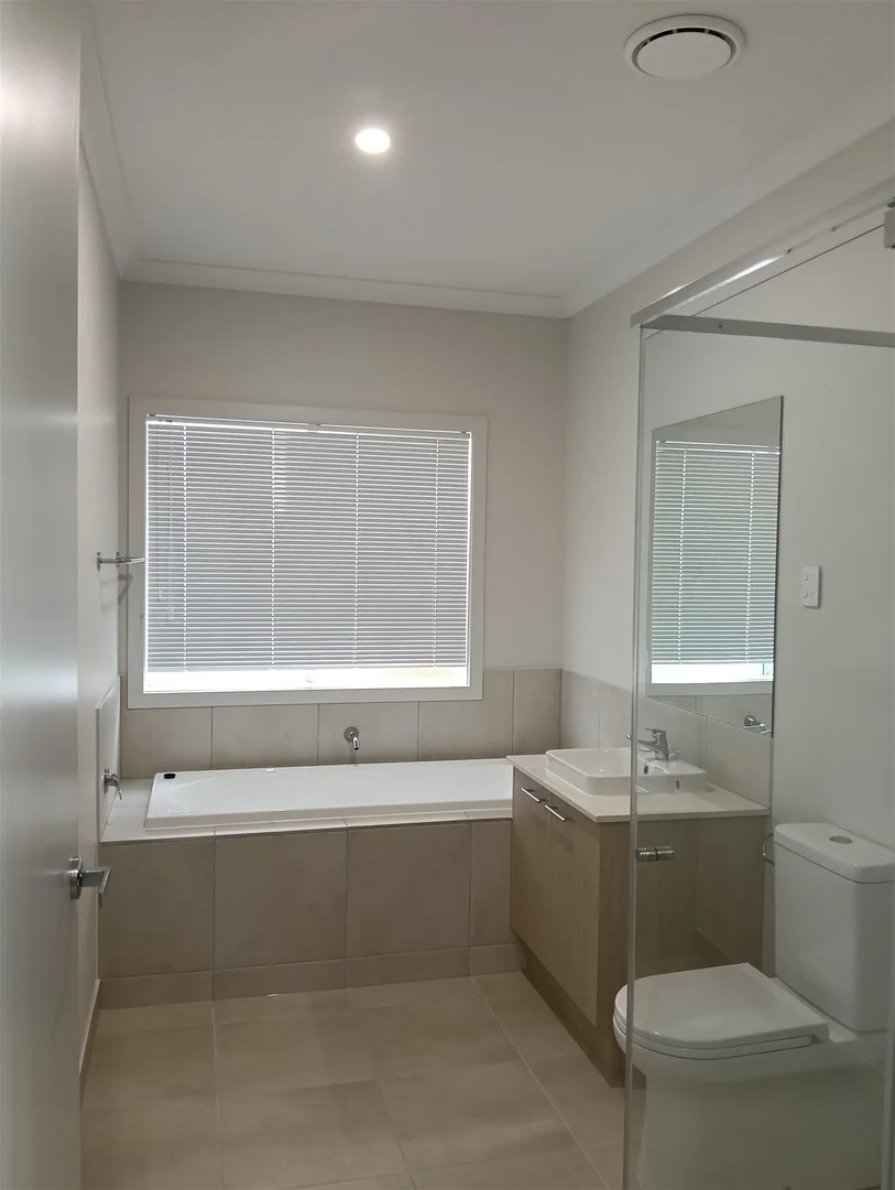 Additional image 8 of 13 Josie Street, Flinders View QLD 4305