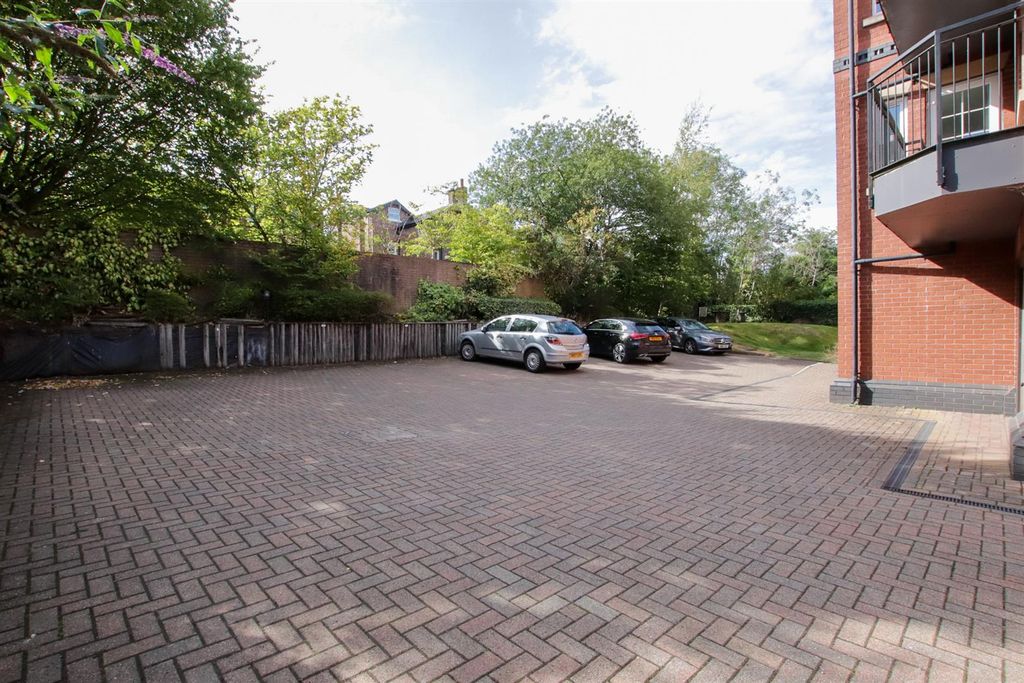Additional image 8 of 2 bed flat for saleBarrington Road, Altrincham WA14