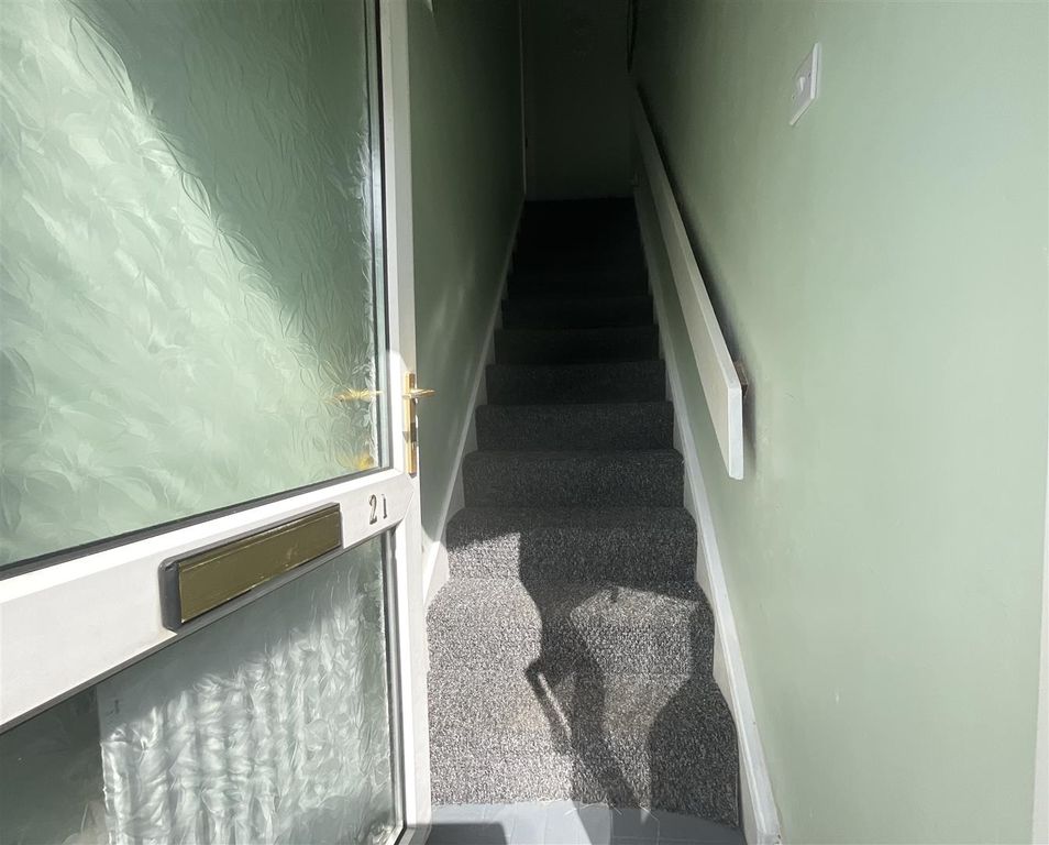 Additional image 2 of 2 bed flat for saleHigh Street, Llanelli SA15