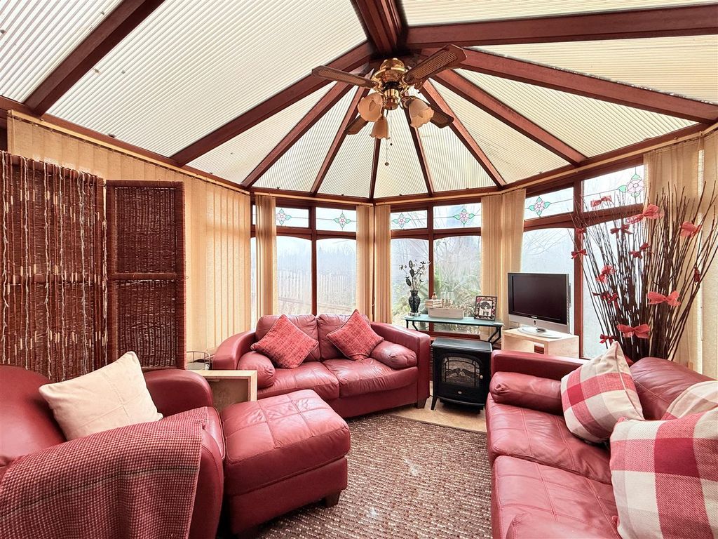 Additional image 5 of 4 bed detached house for saleMeadowbank, Ashton-Under-Lyne OL7