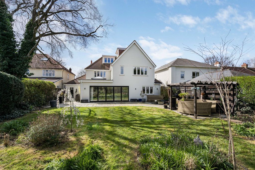 Additional image 34 of 5 bed detached house for saleHarriotts Lane, Ashtead KT21