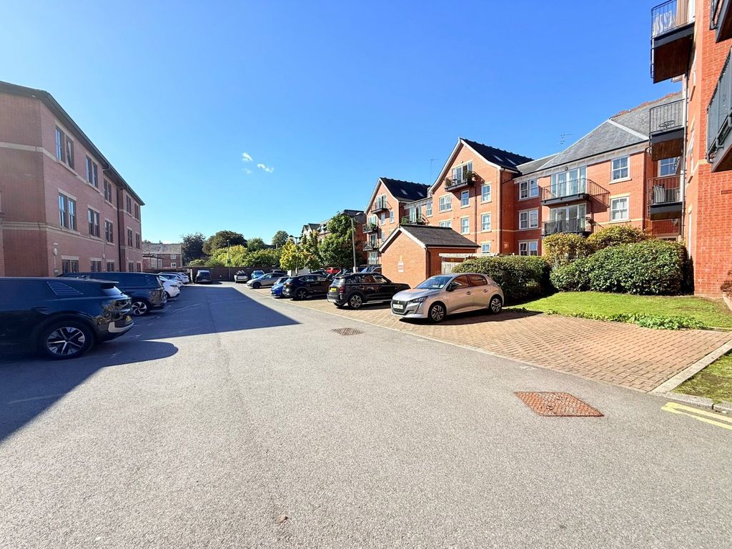 Additional image 18 of 2 bed flat for saleGroby Road, Altrincham WA14