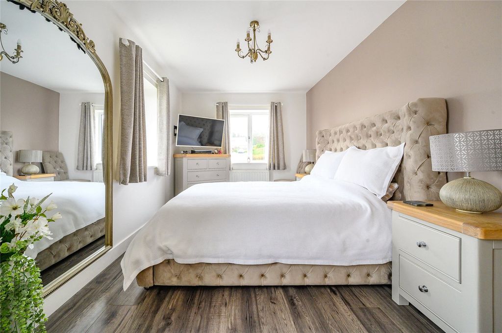 Additional image 8 of 3 bed semi-detached house for saleOakwell Croft, Batley, West Yorkshire WF17