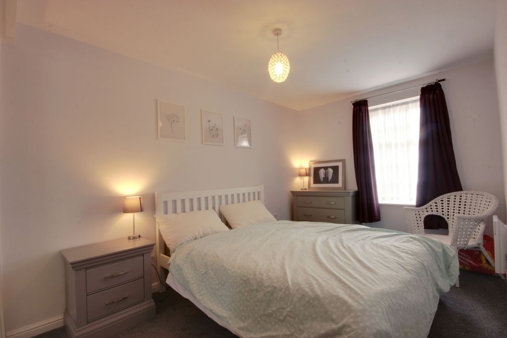 Additional image 10 of 2 bed flat for sale2 Minster Wharf, Beverley HU17