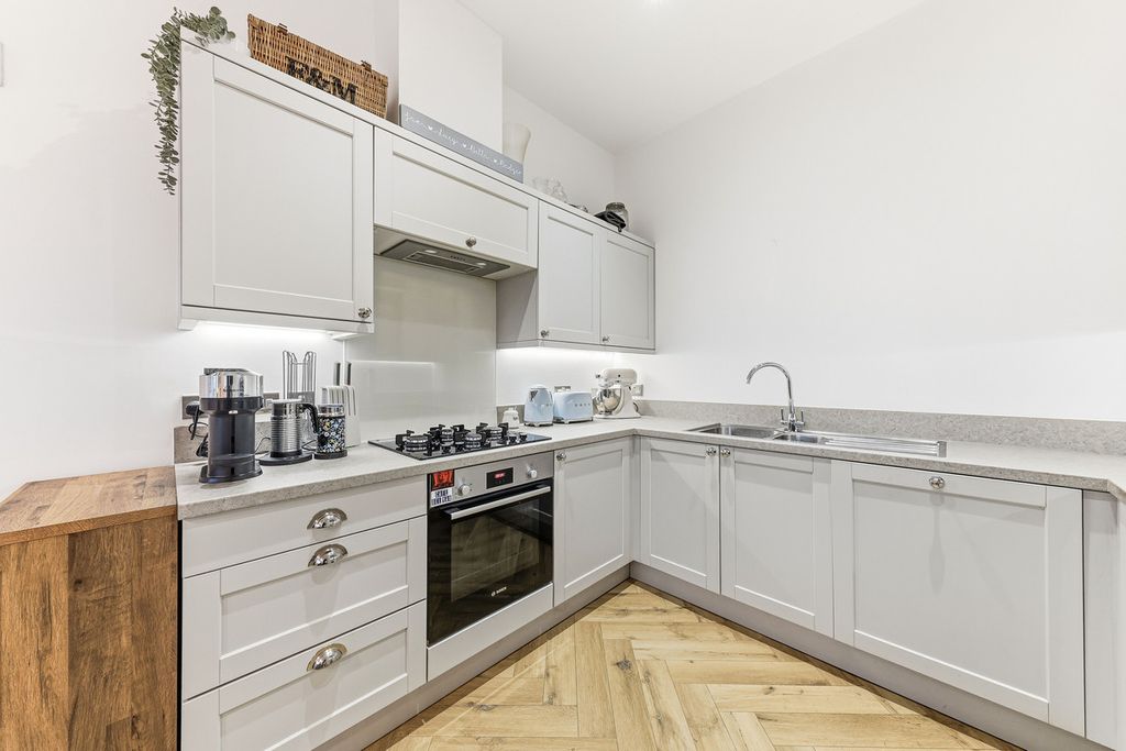 Additional image 6 of 2 bed end terrace house for saleBobbin Row, Leeds LS12
