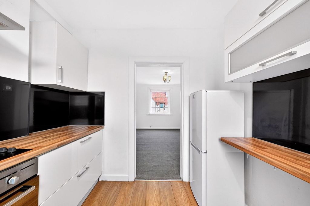 Additional image 34 of 2 bed flat for saleParkhead Loan, Edinburgh EH11