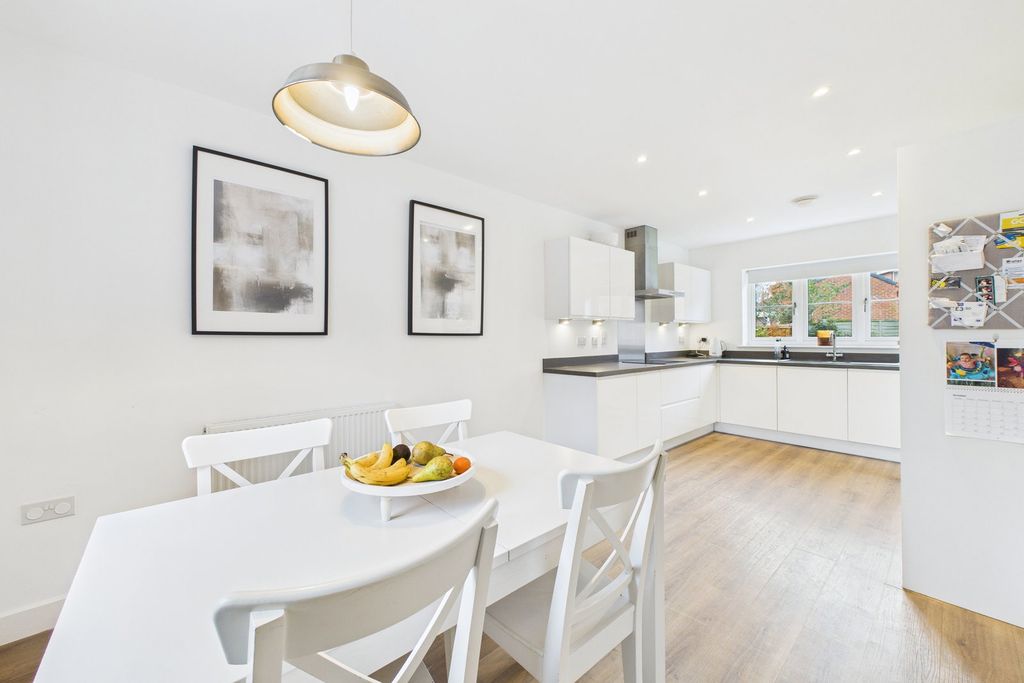 Additional image 4 of 4 bed detached house for saleHarebell Road, Attleborough NR17