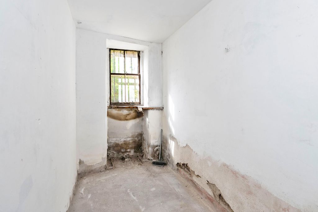 Additional image 14 of 1 bed flat for sale29/12 Jeffrey Street, Old Town, Edinburgh EH1