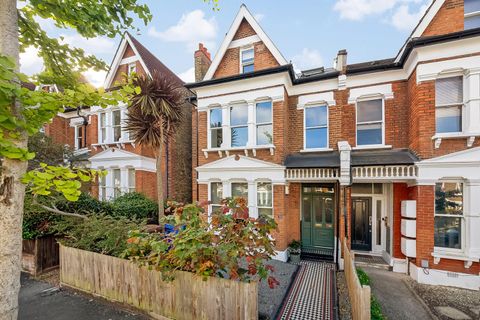 Wyneham Road, Herne Hill SE24