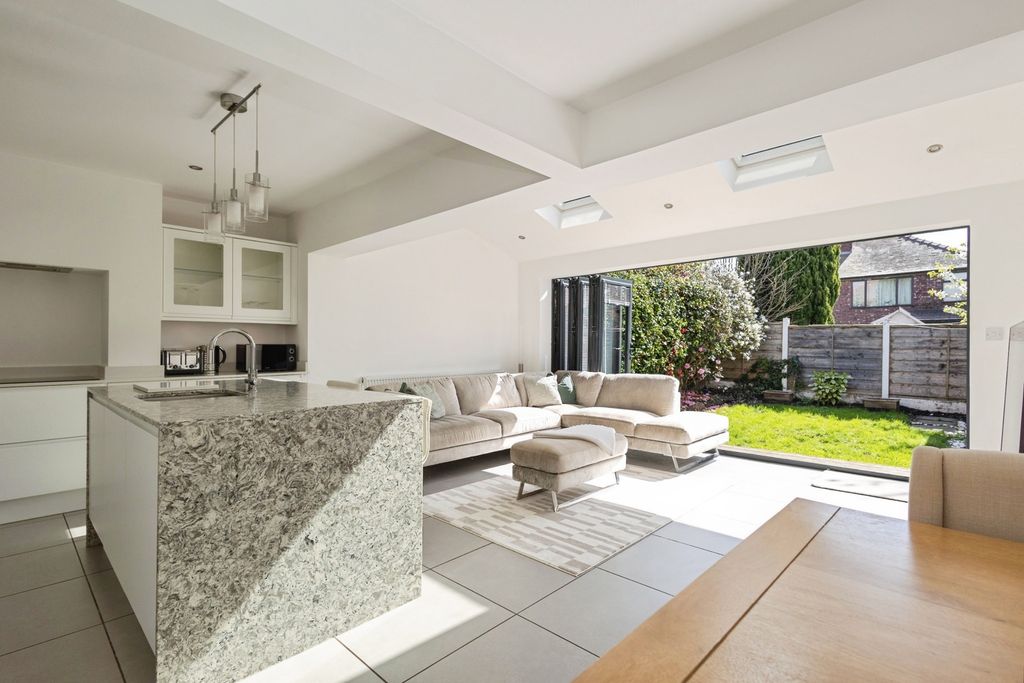 Additional image 5 of 4 bed semi-detached house for saleHarmol Grove, Ashton-Under-Lyne, Greater Manchester OL7